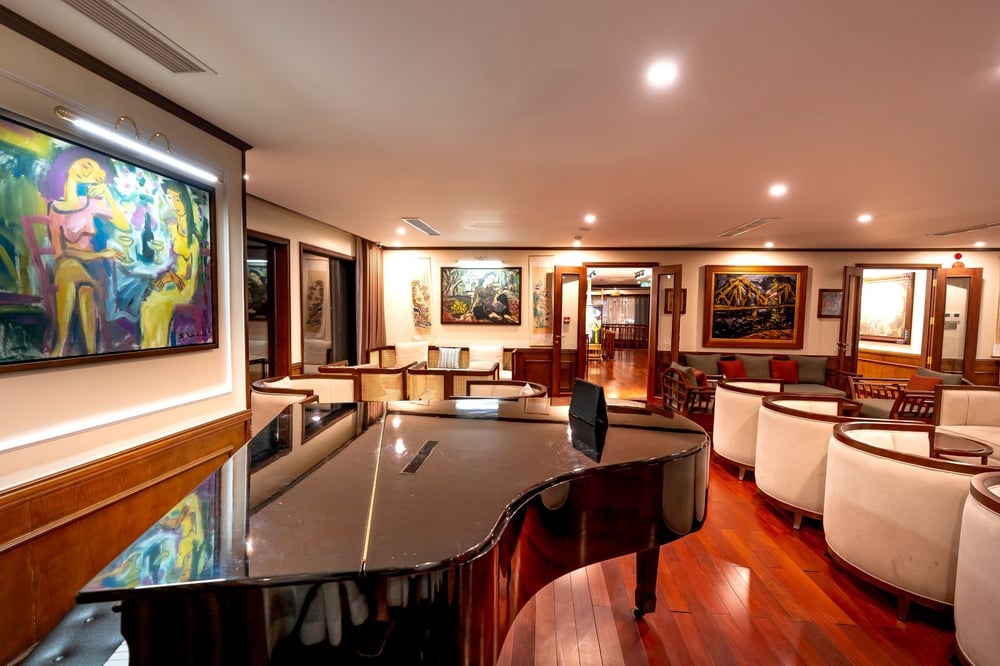 Piano Bars In London-1