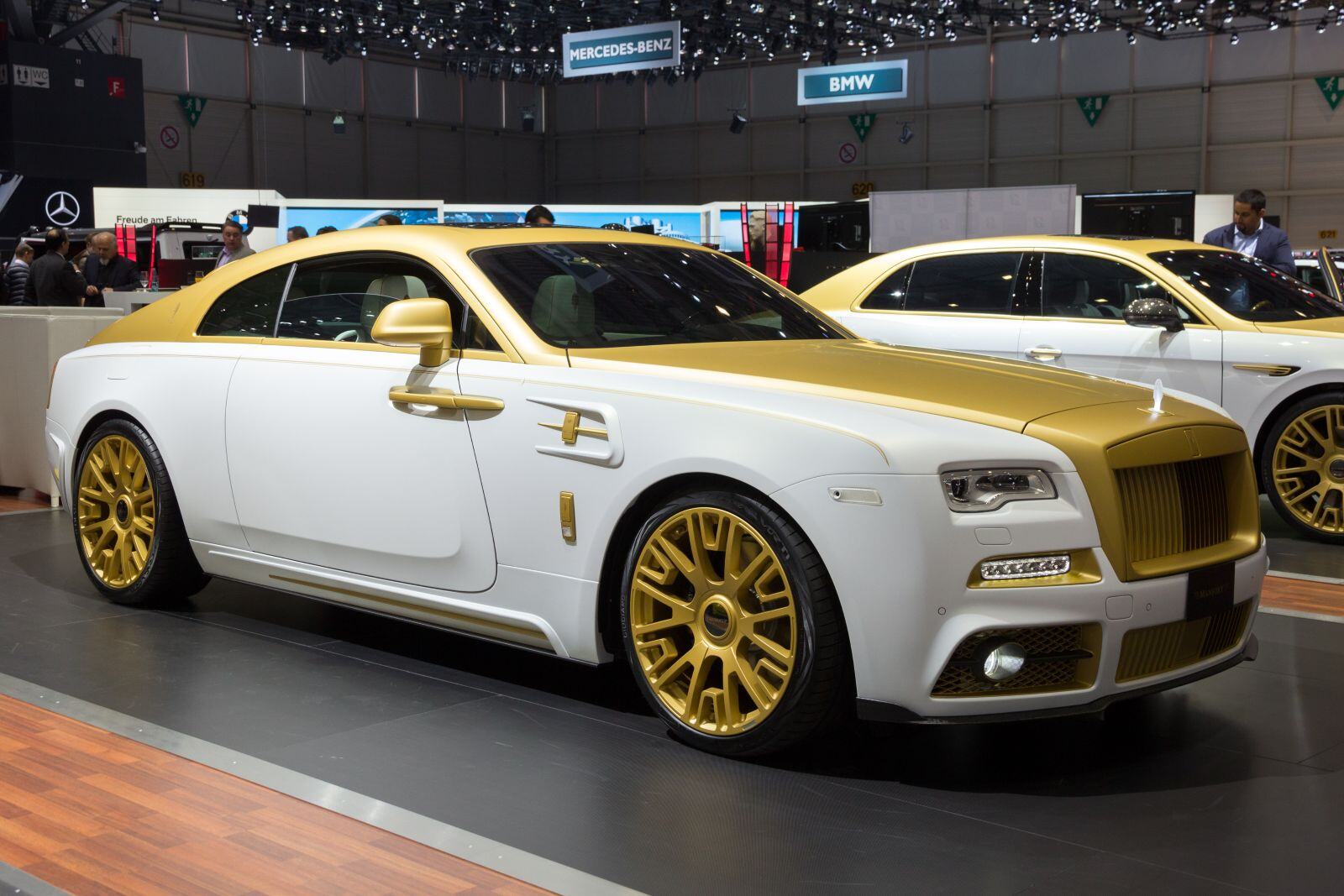 Gold Rolls Royce Phantom Limousine