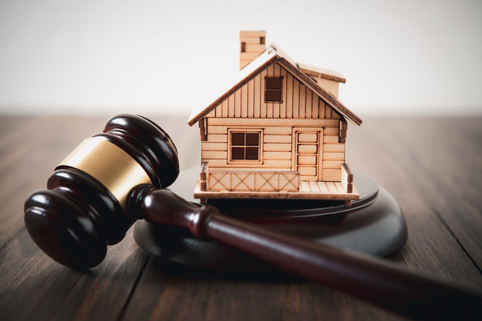 How to Buy a House at Auction with a Mortgage