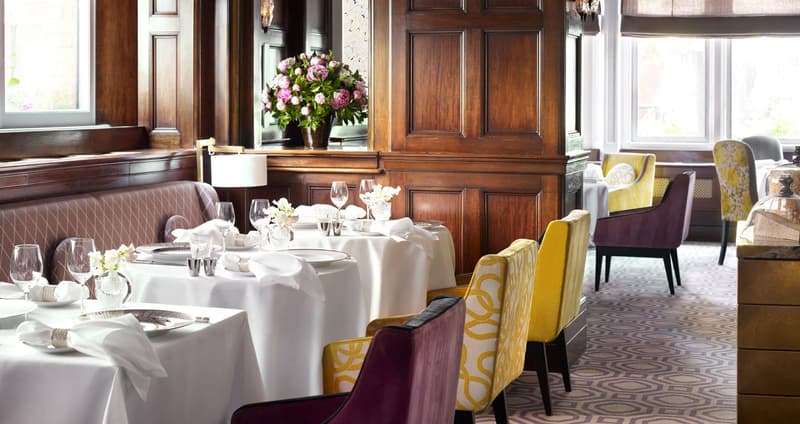 3. Helene Darroze at the Connaught Dining Room.jpg Helene Darroze Connaught Dining Room