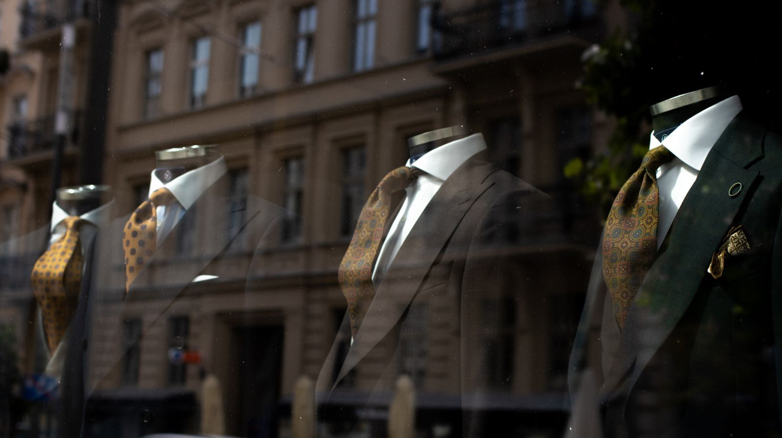 Dressed for Success - A Guide to the Best Suit Brands in the UK