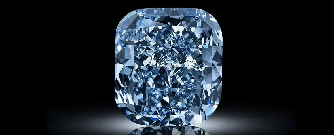 The Extraordinary Mediterranean Blue: Showstopper of the Sotheby’s High Jewelry Sale