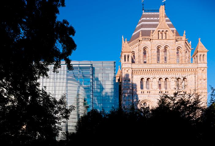 Darwin Centre - Natural History Museum.jpg Darwin Centre Blue Sky Natural History Museum