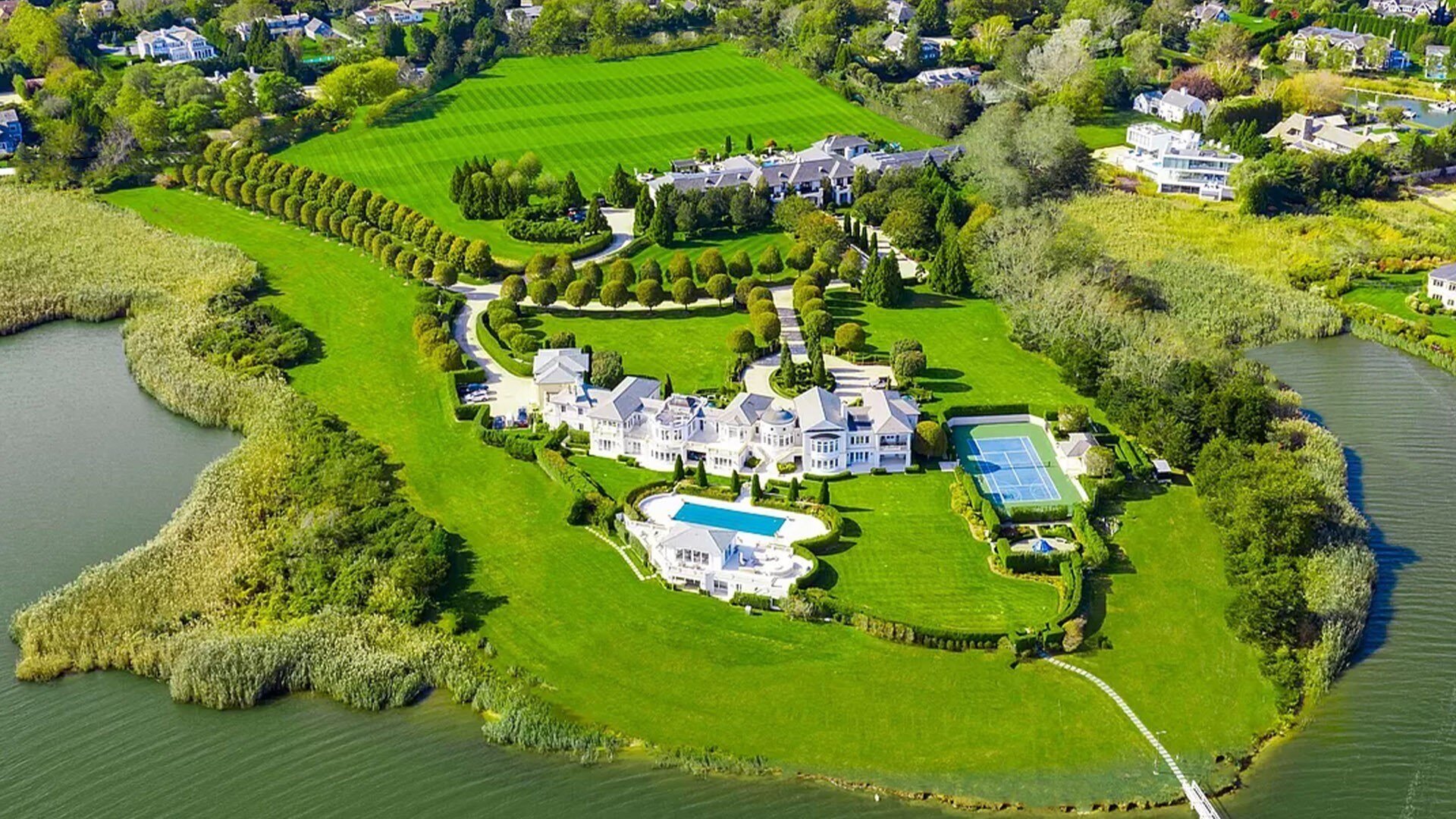 The Largest Homes in The Hamptons