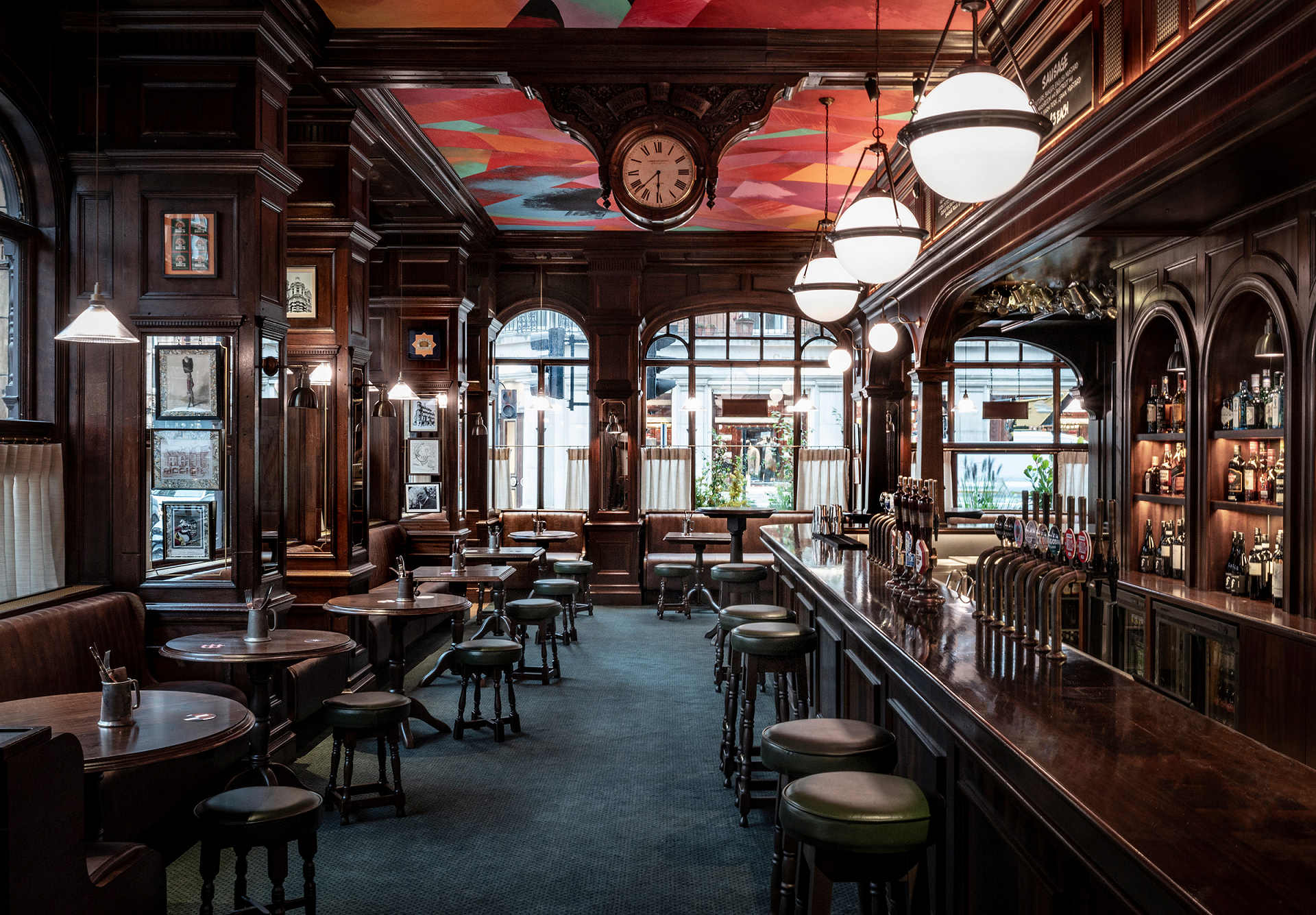 Best Pubs in Mayfair