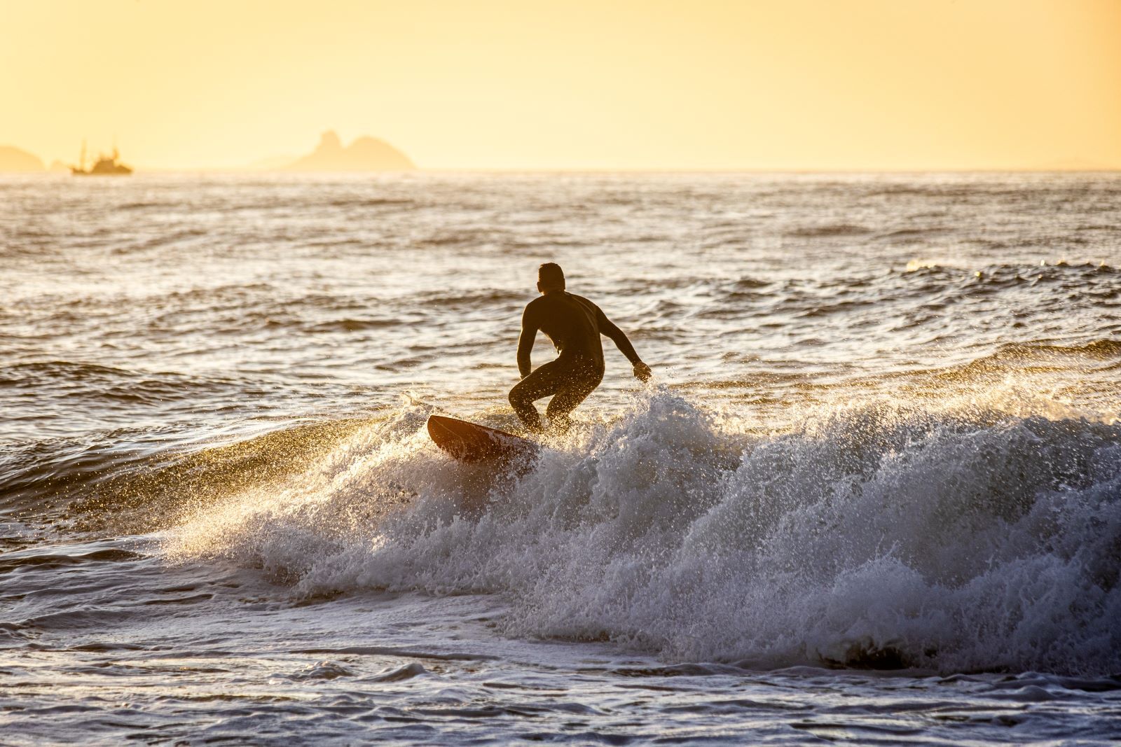 The Best Surfing Beaches in Cornwall