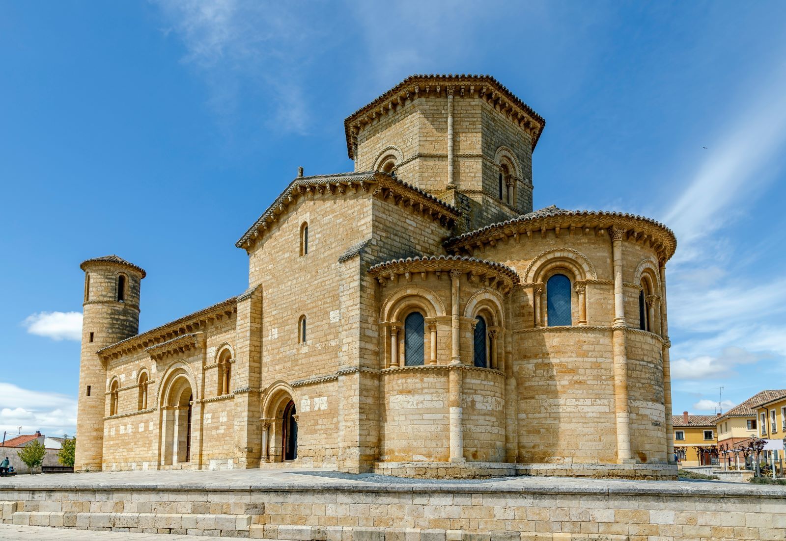 A Brief Guide To Romanesque Architecture
