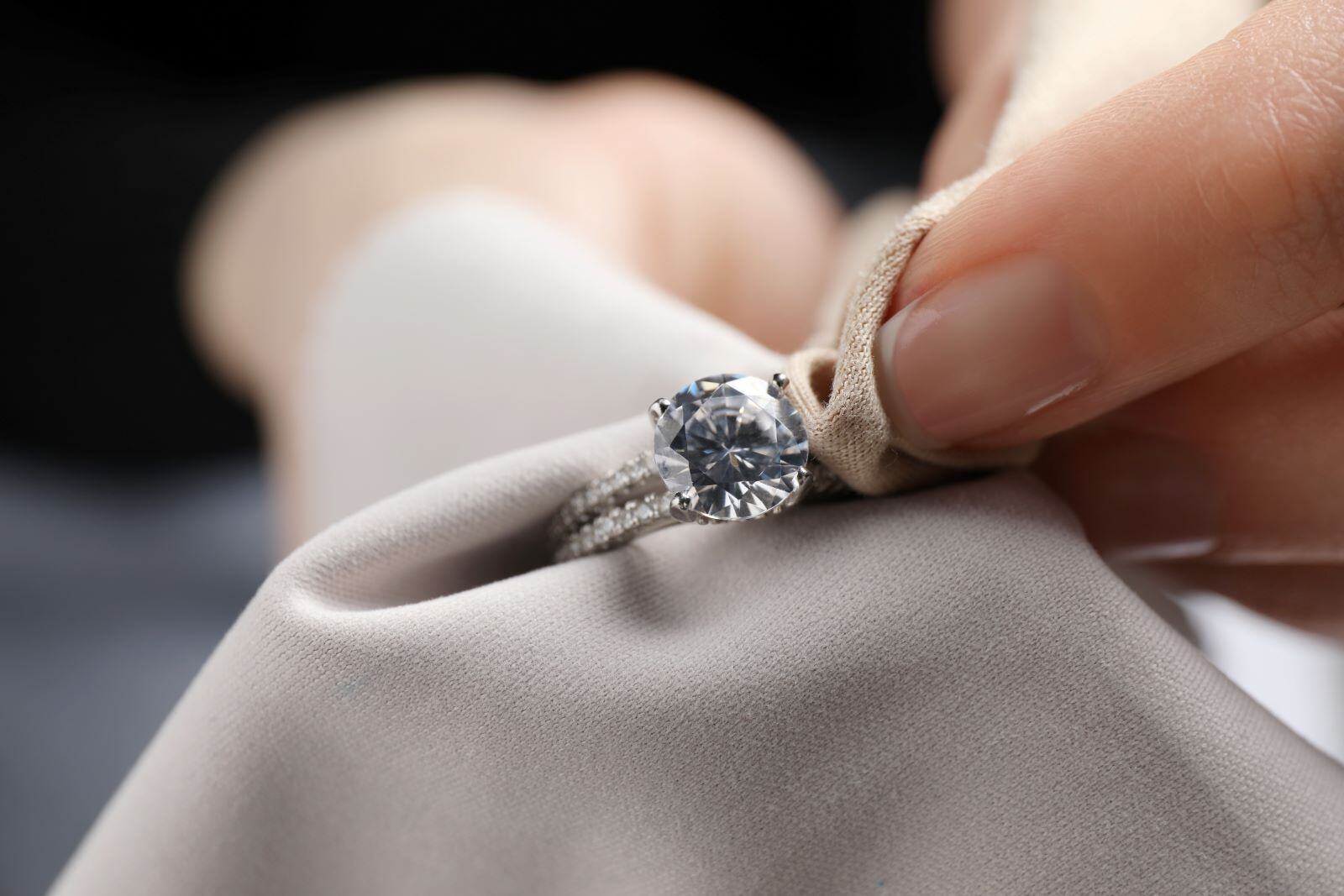 How to Clean a Diamond Ring