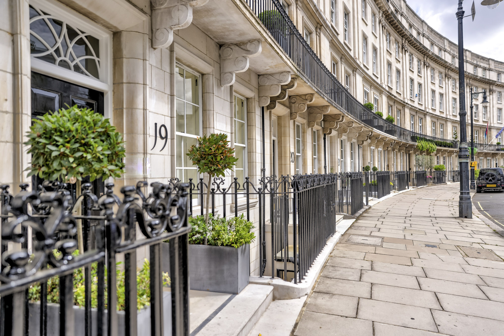 The Future of Knightsbridge: How Public Realm Design is Transforming the District