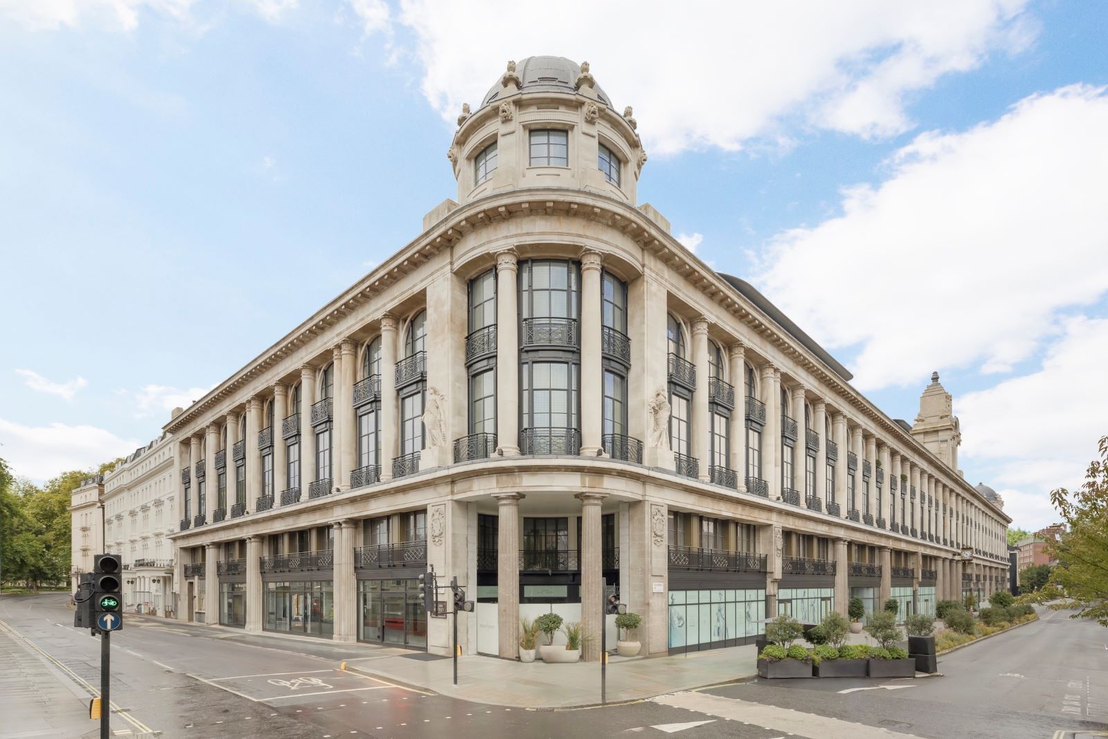 United Kingdom Sotheby’s International Realty Secures Sale of an Exclusive Apartment in The Whiteley